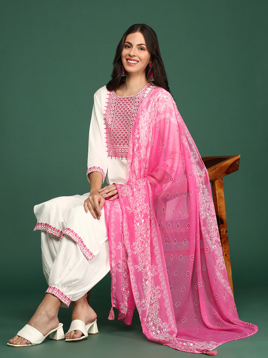 Women Solid White Straight Kurta Set with Dupatta