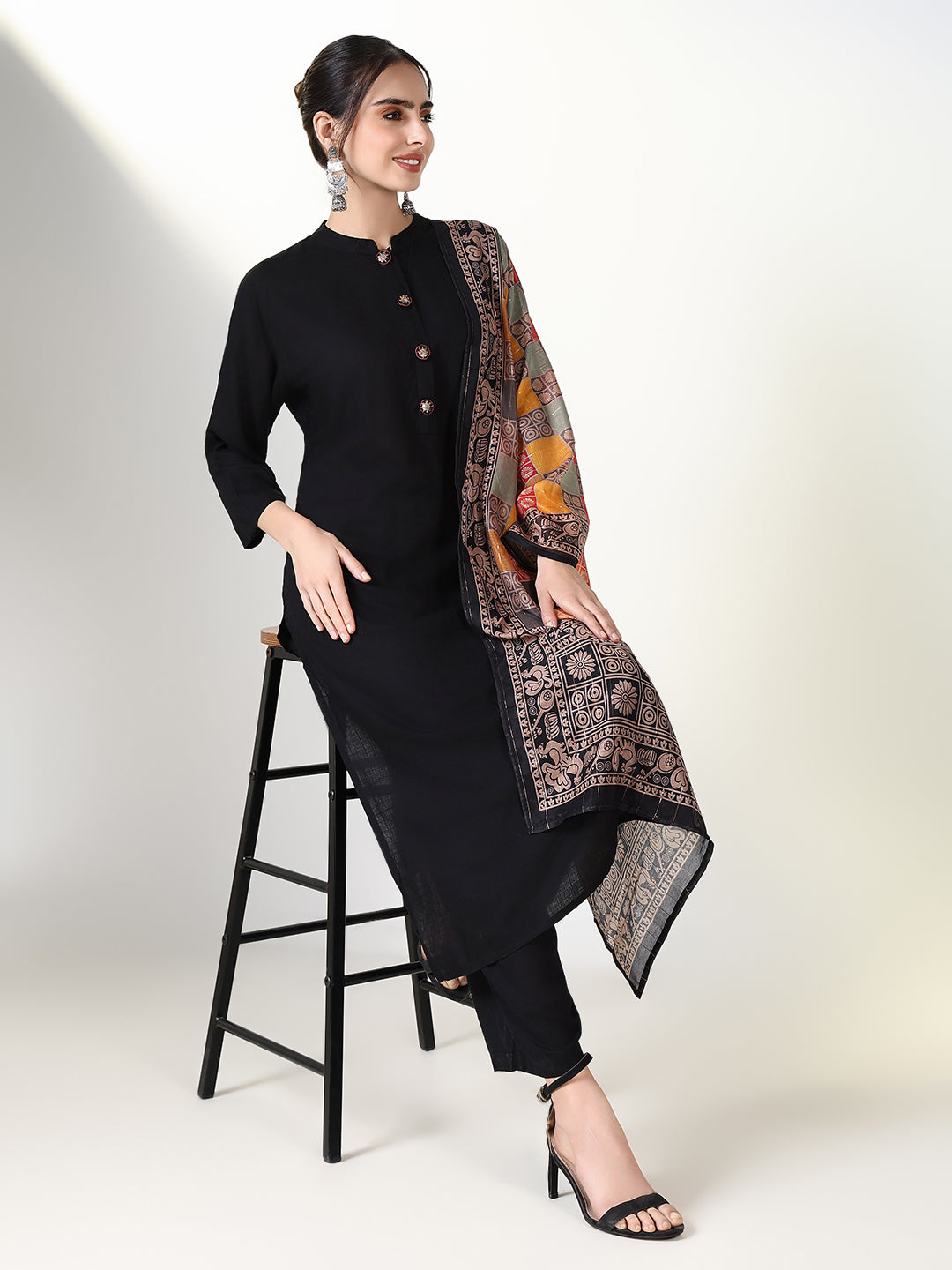 Women Solid Black Straight Kurta Set with Dupatta