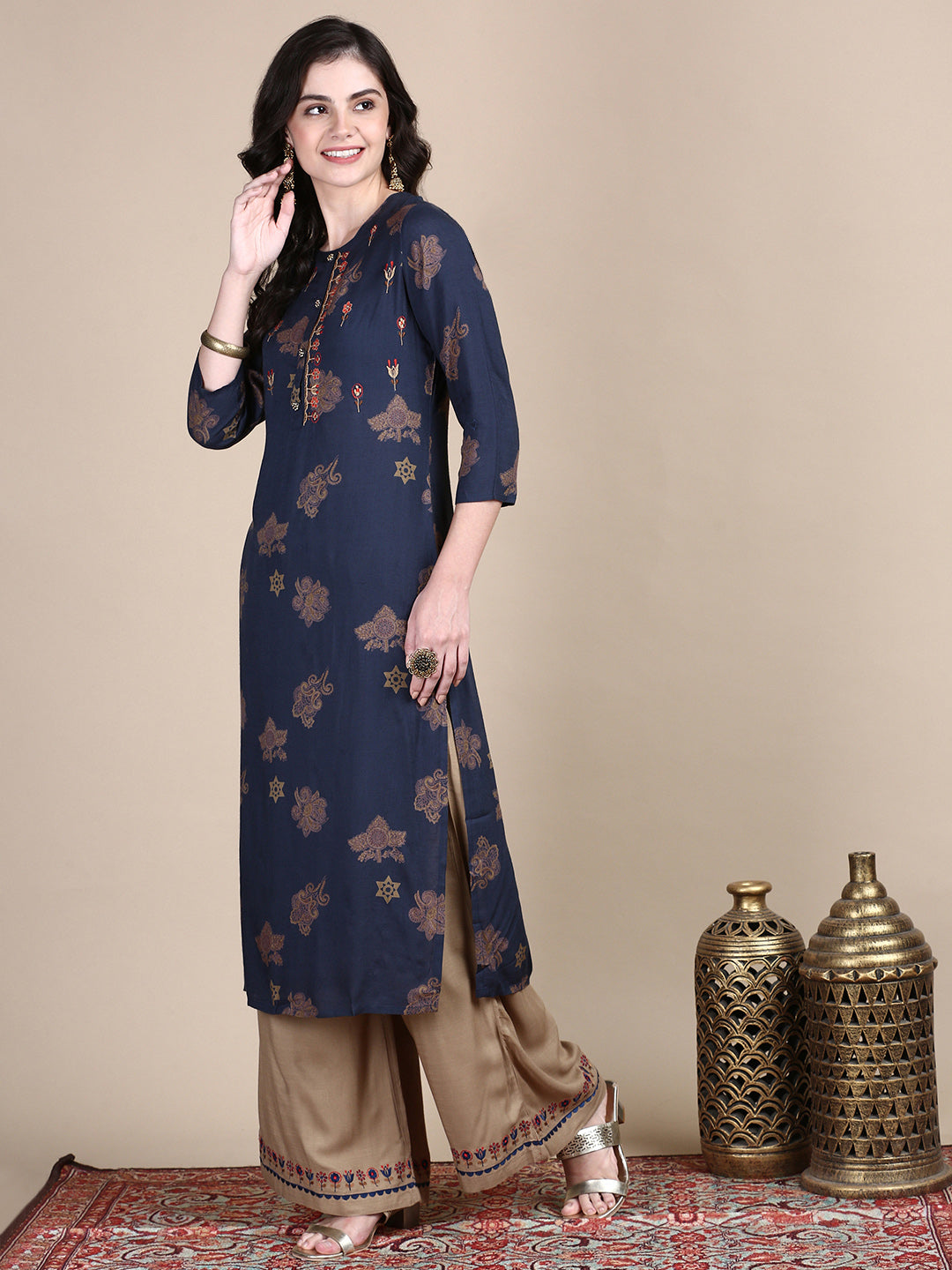 Women Floral Teal Straight Kurta Set