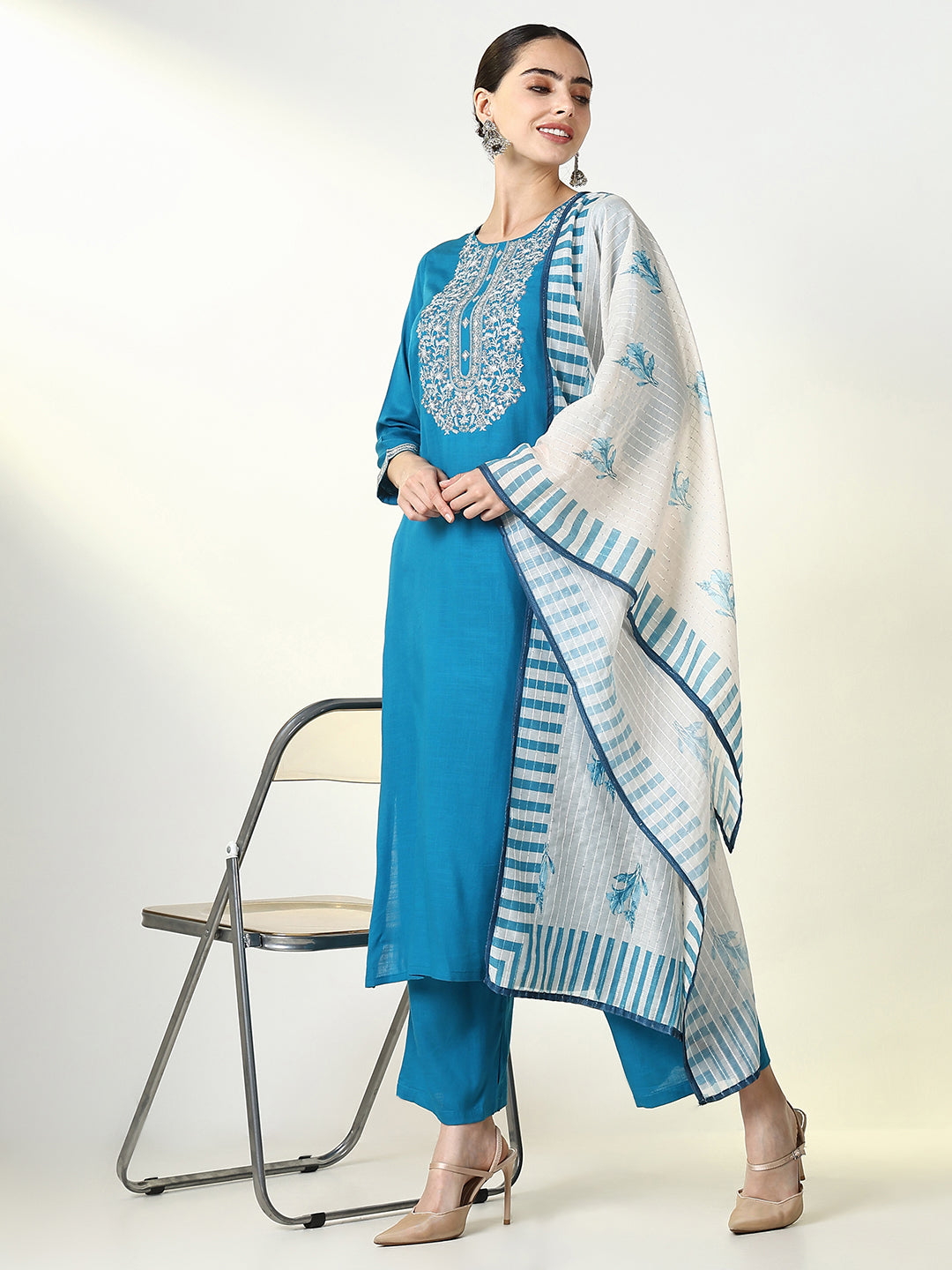 Women Solid Blue Straight Kurta Set with Dupatta