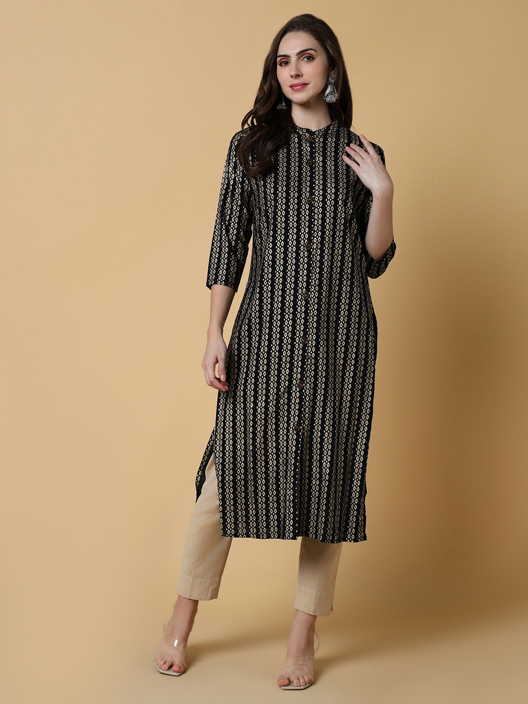 Women Black Graphic Straight Kurta