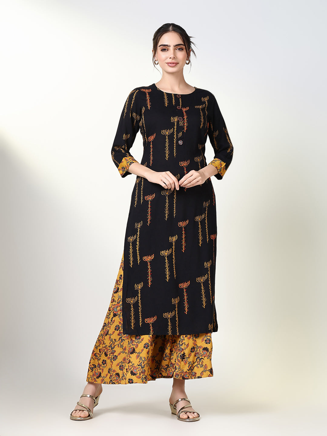 Women Floral Black Straight Kurta Set