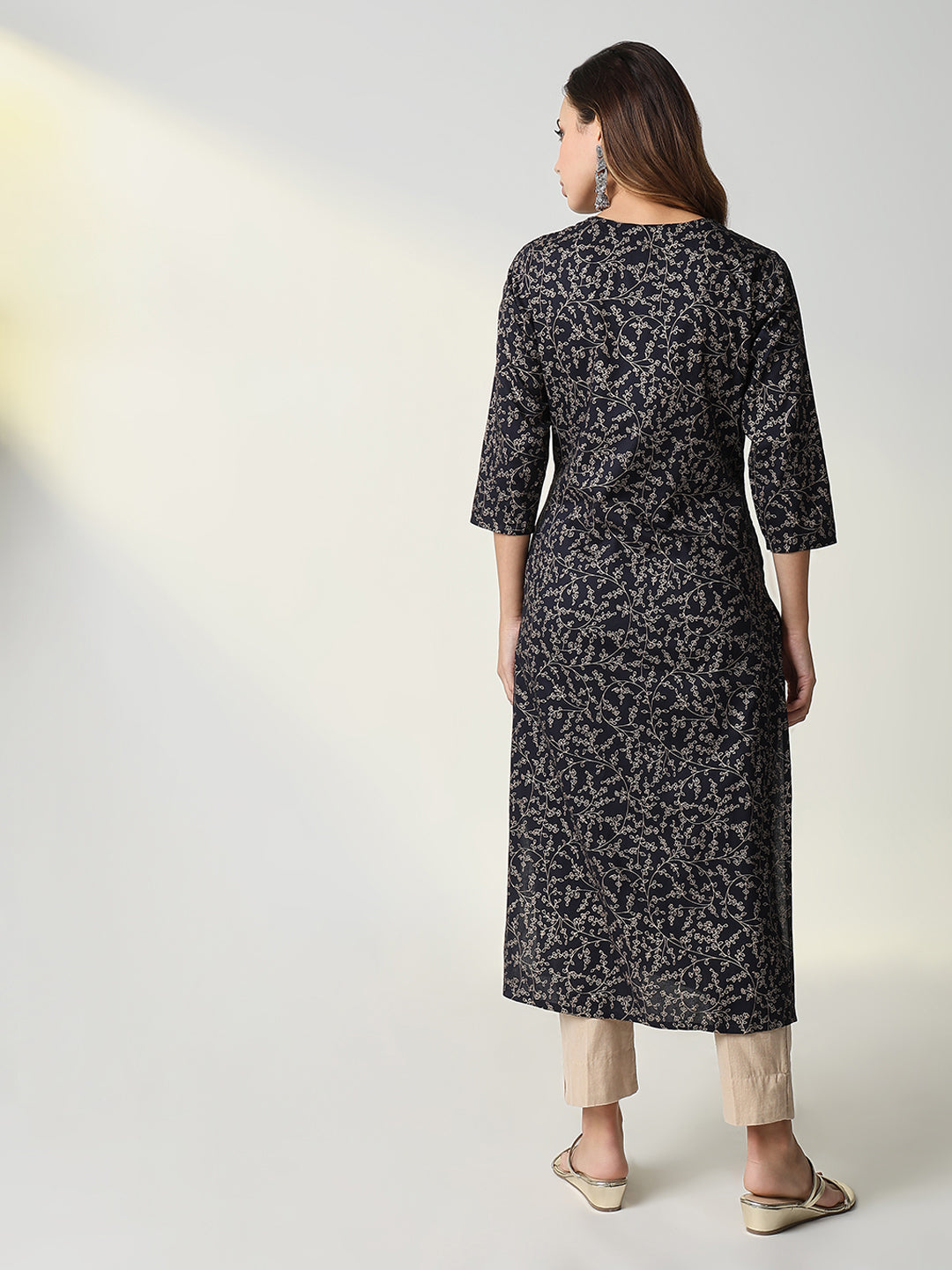 Women Navy Blue Graphic Straight Kurta