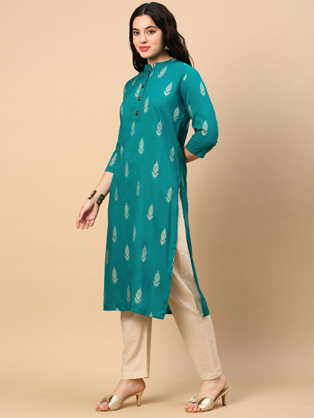 Women Green Graphic Straight Kurta