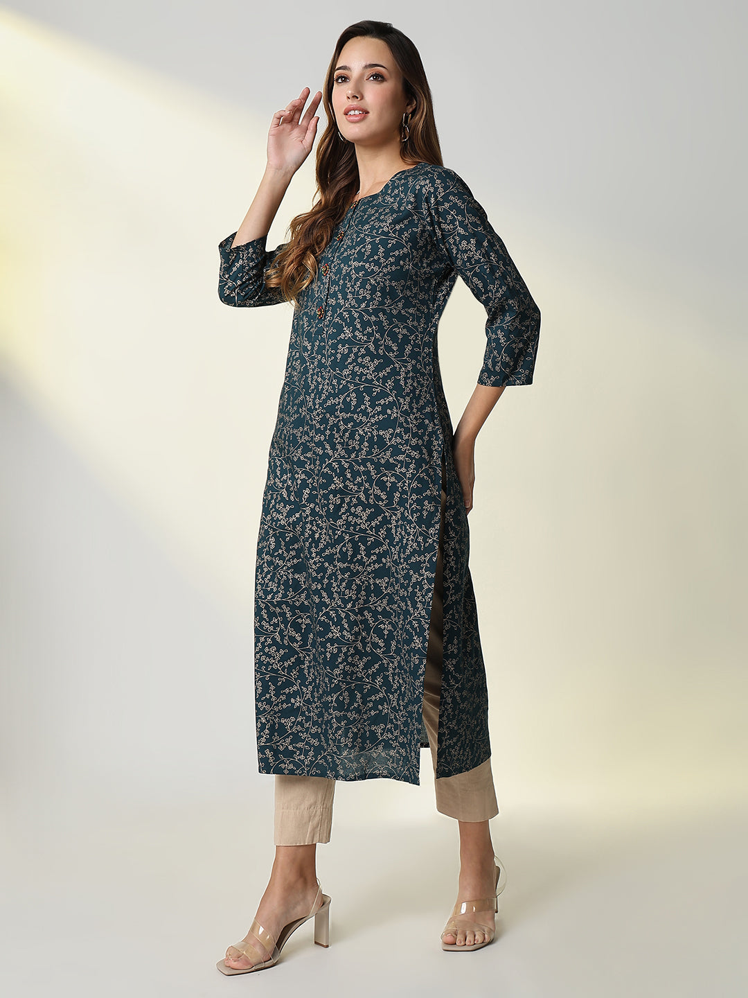 Women Green Graphic Straight Kurta