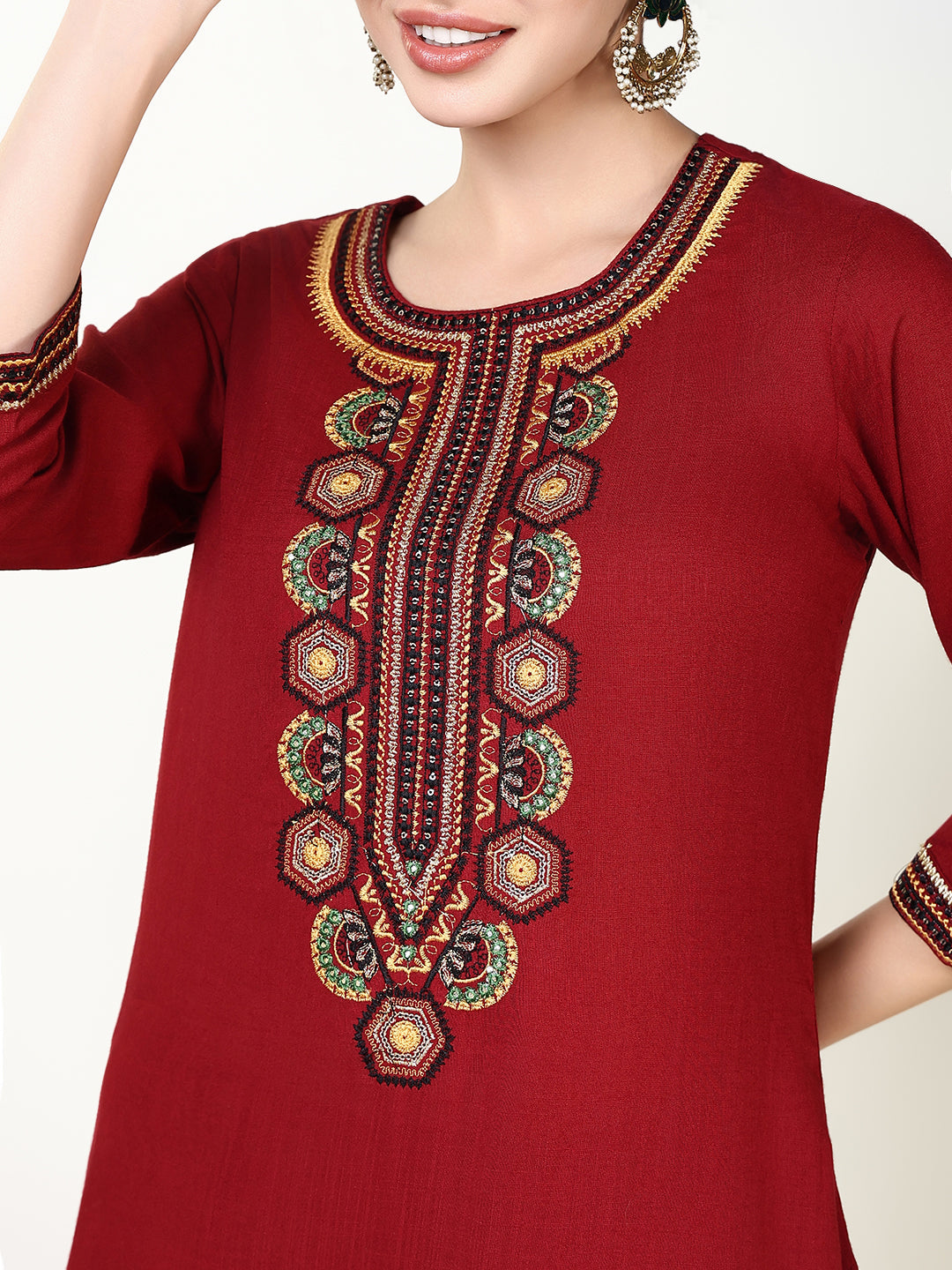 Women Solid Maroon Straight Kurta Set with Dupatta