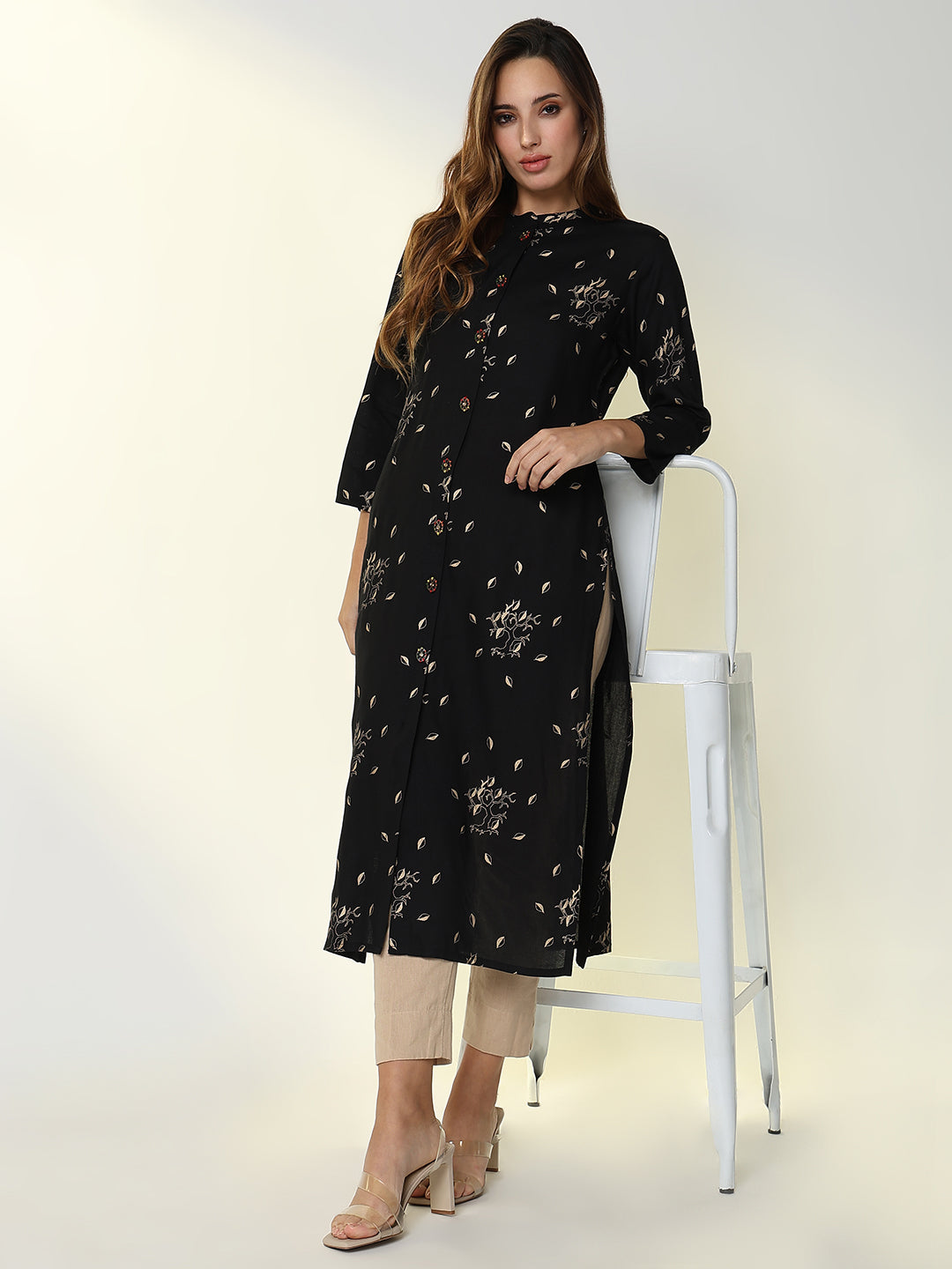 Women Black Floral Straight Kurta