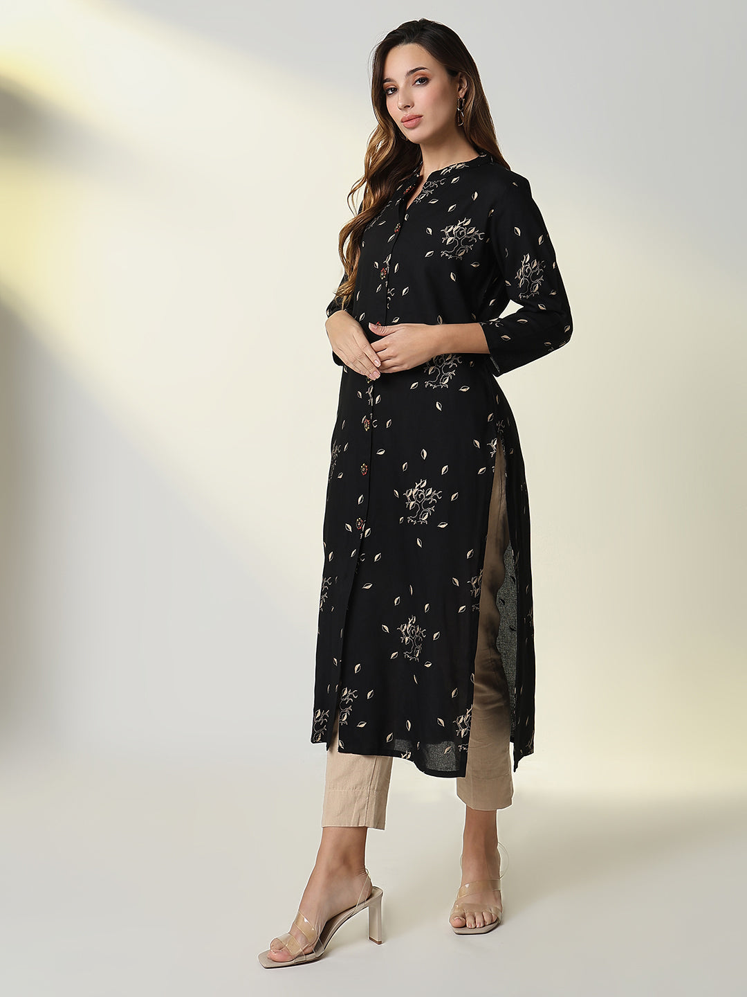 Women Black Floral Straight Kurta