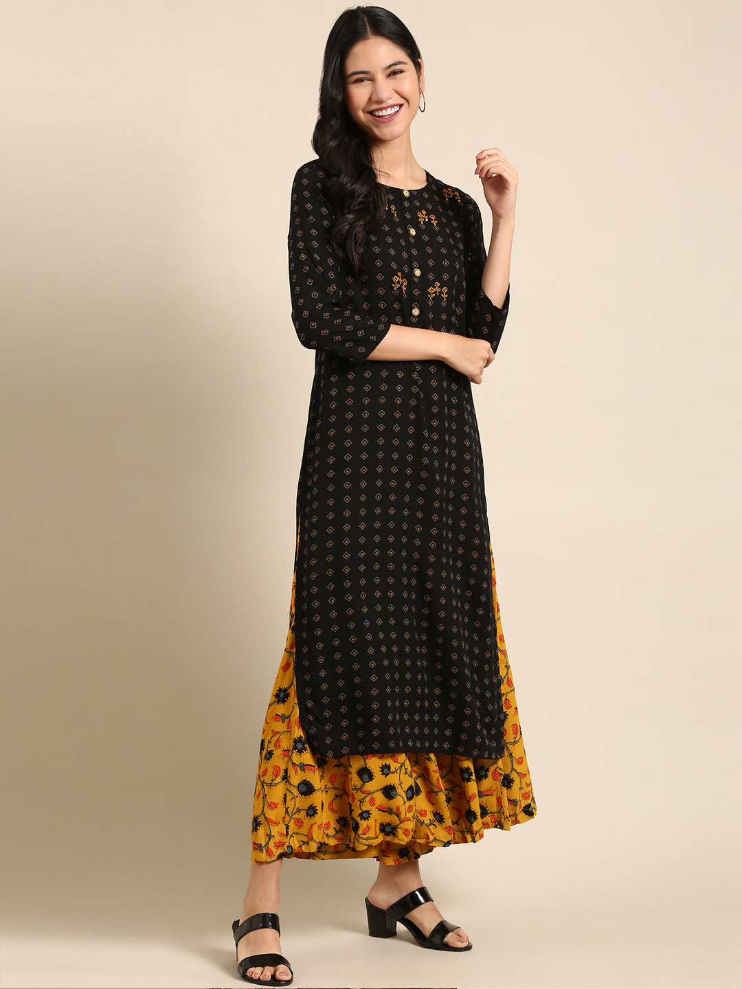 Women Geometric Black Straight Kurta Set