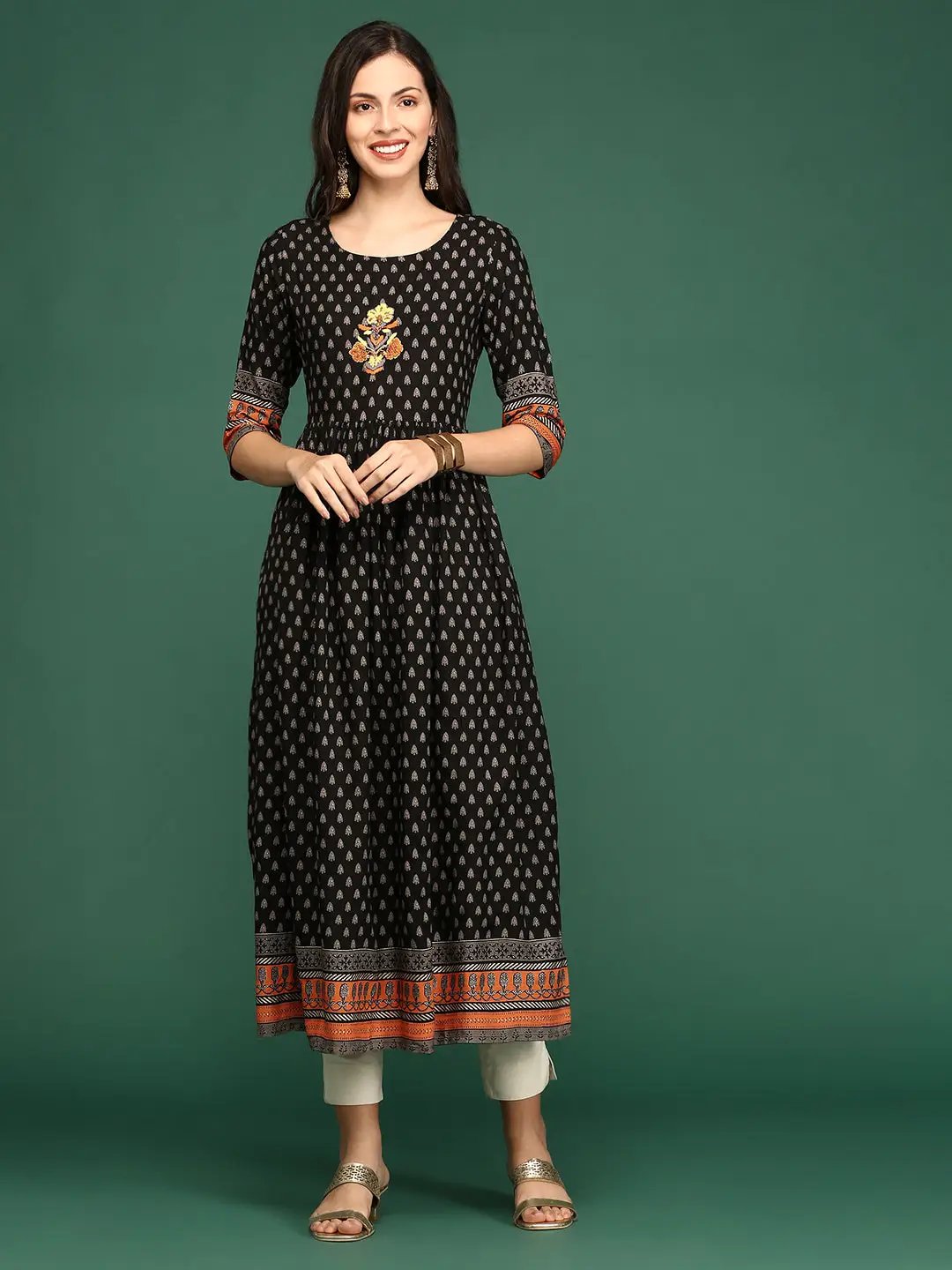Women's Floral Embroidery Black A-Line Kurta