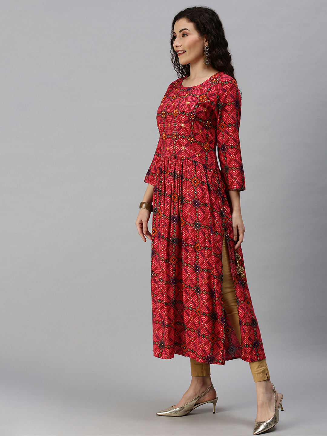 Women Printed Pink Straight Kurta