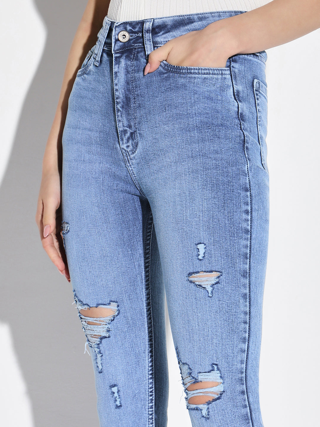 Women Blue Skinny Fit Jeans