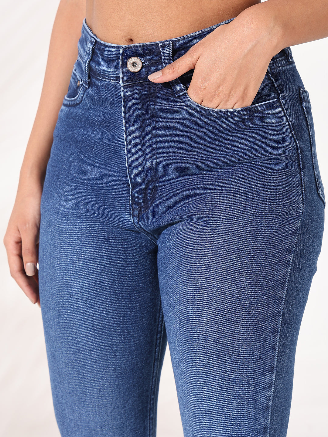 Women Solid Blue Slim Fit Jeans