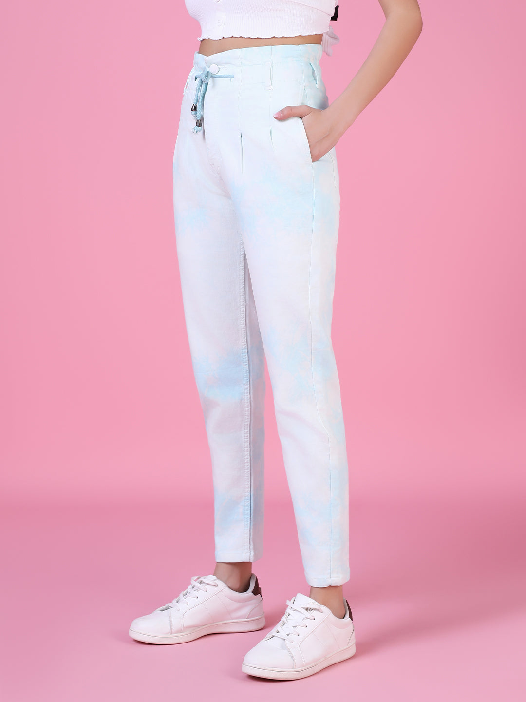 Women White Solid Regular Fit Denim Jeans