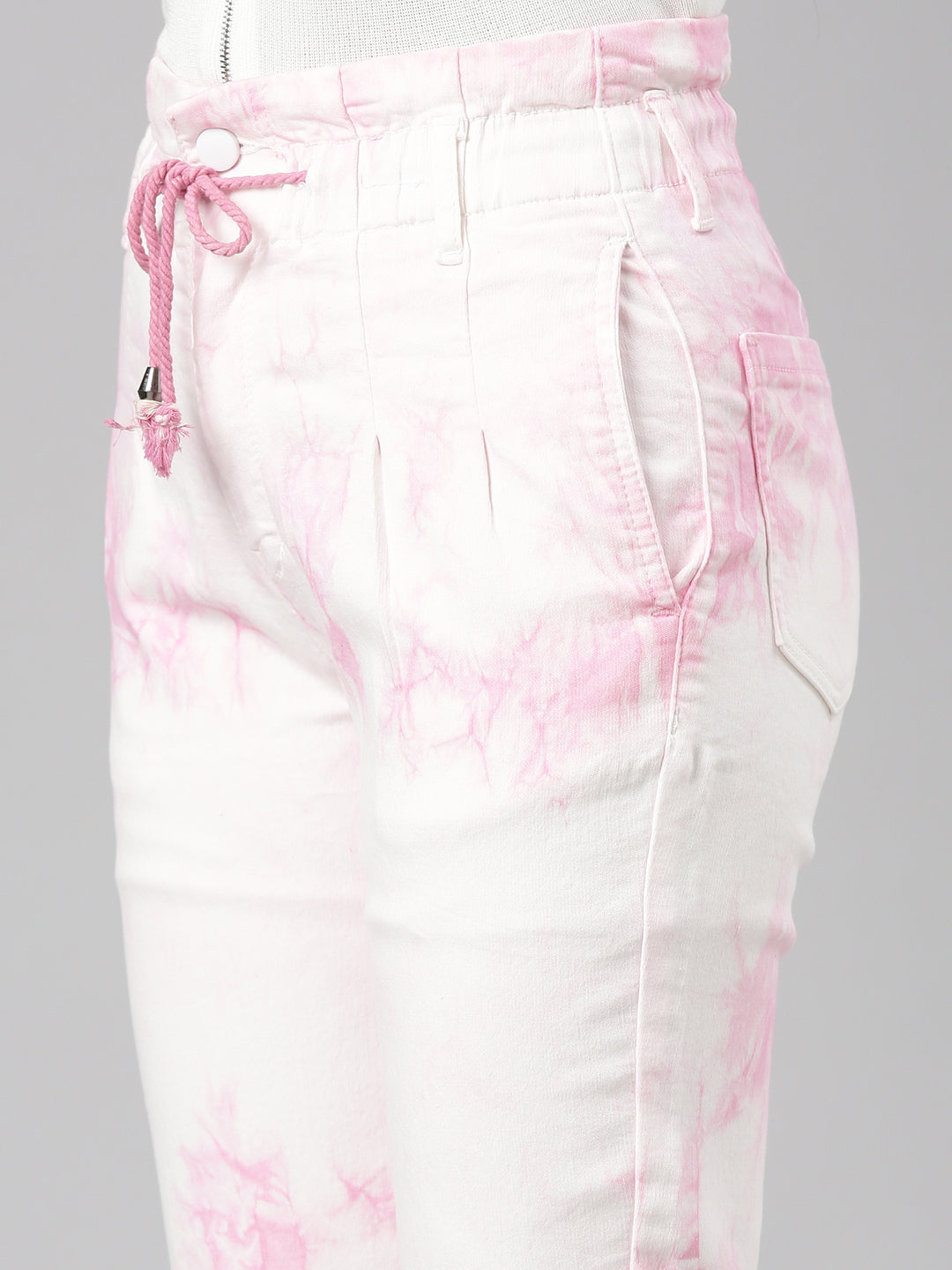 Women White Mom Fit Denim Jeans