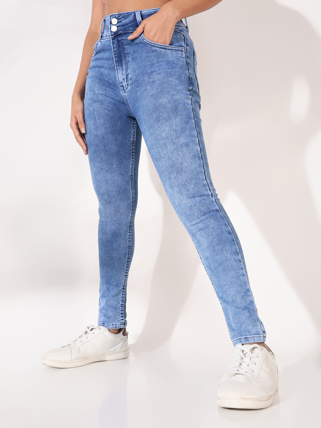 Women Solid Blue Slim Fit Jeans