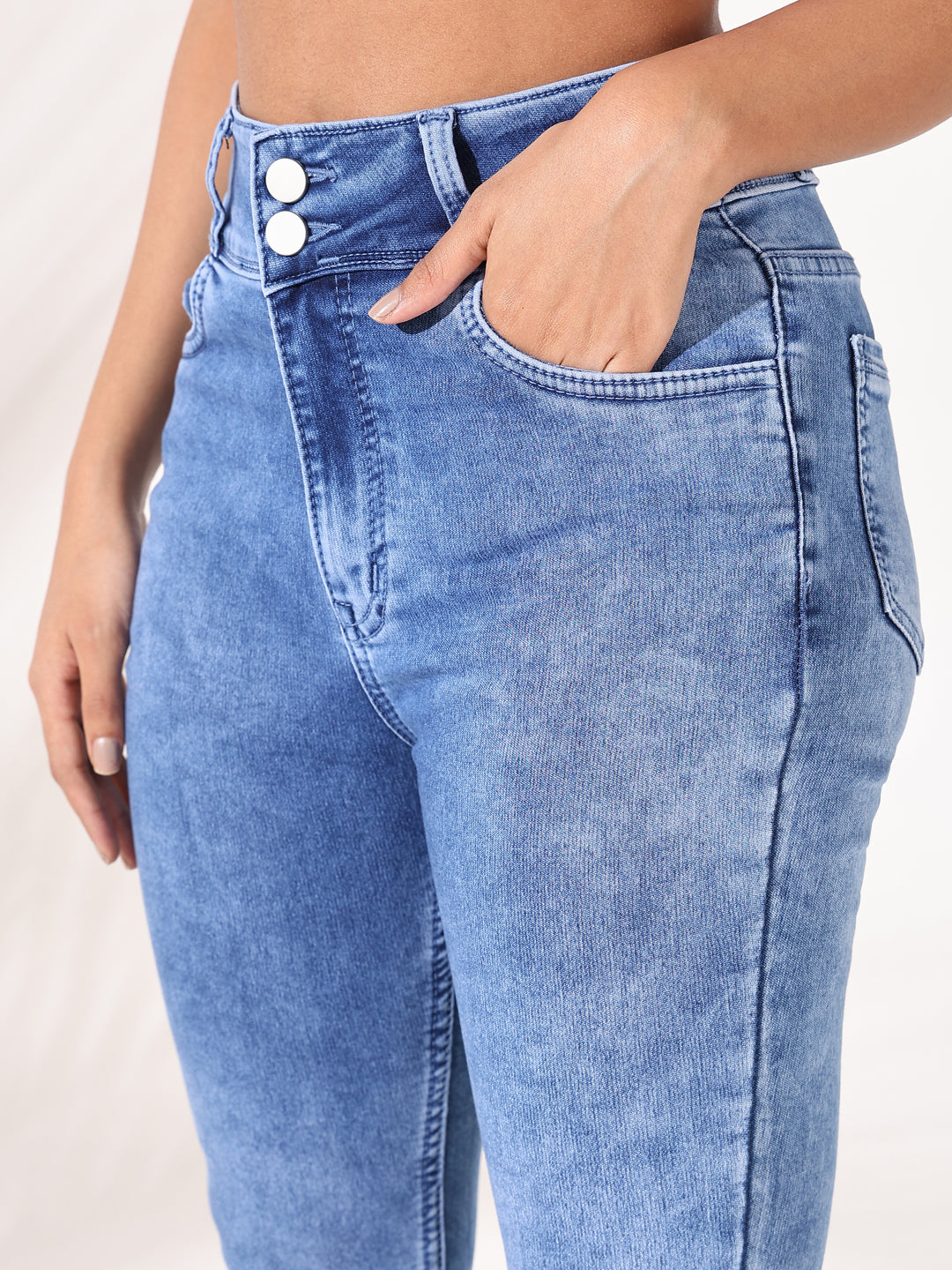 Women Solid Blue Slim Fit Jeans