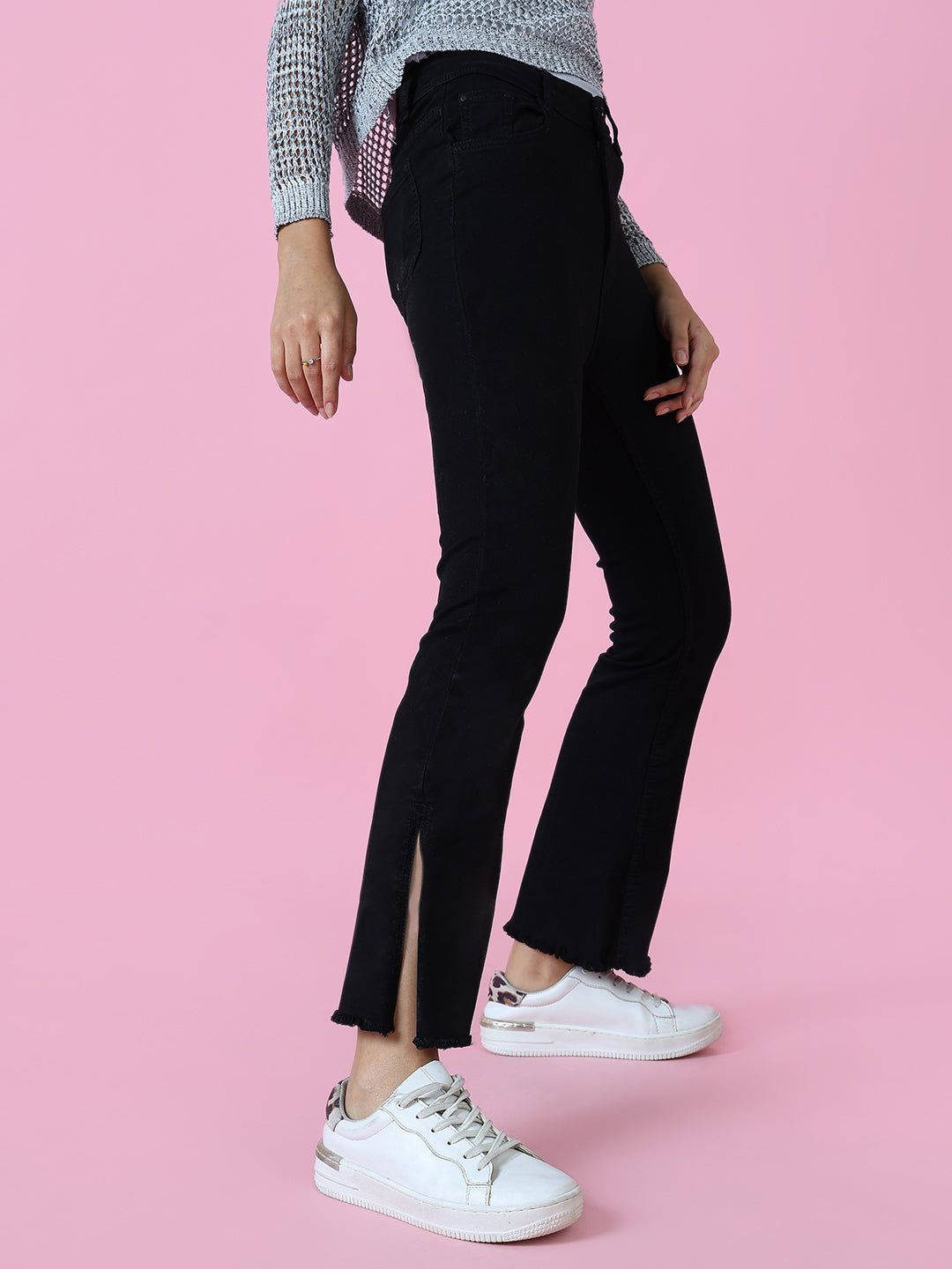 Women Black Solid Flared Denim Jeans