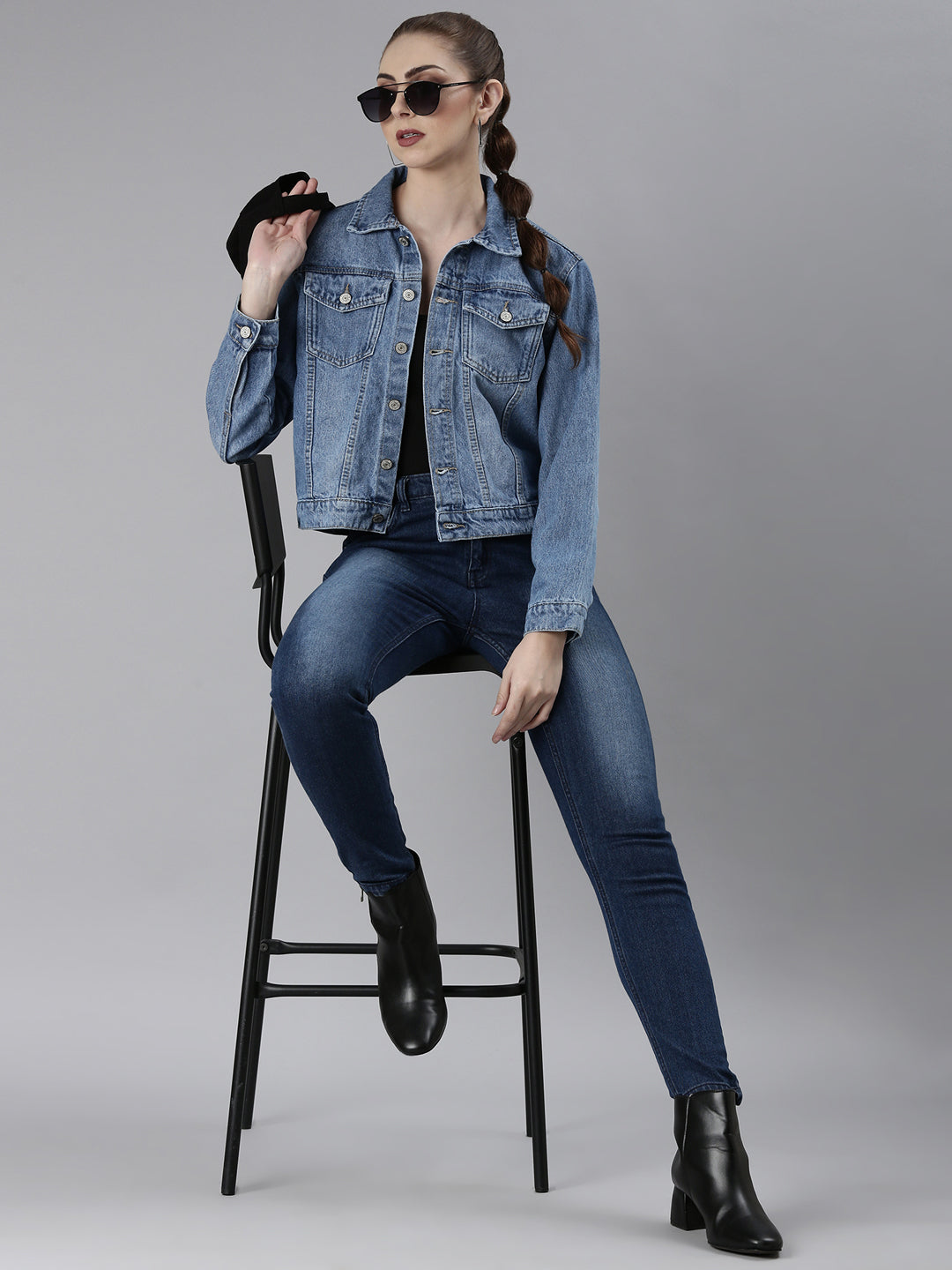 Women's Blue Spread Collar Crop Denim Jacket