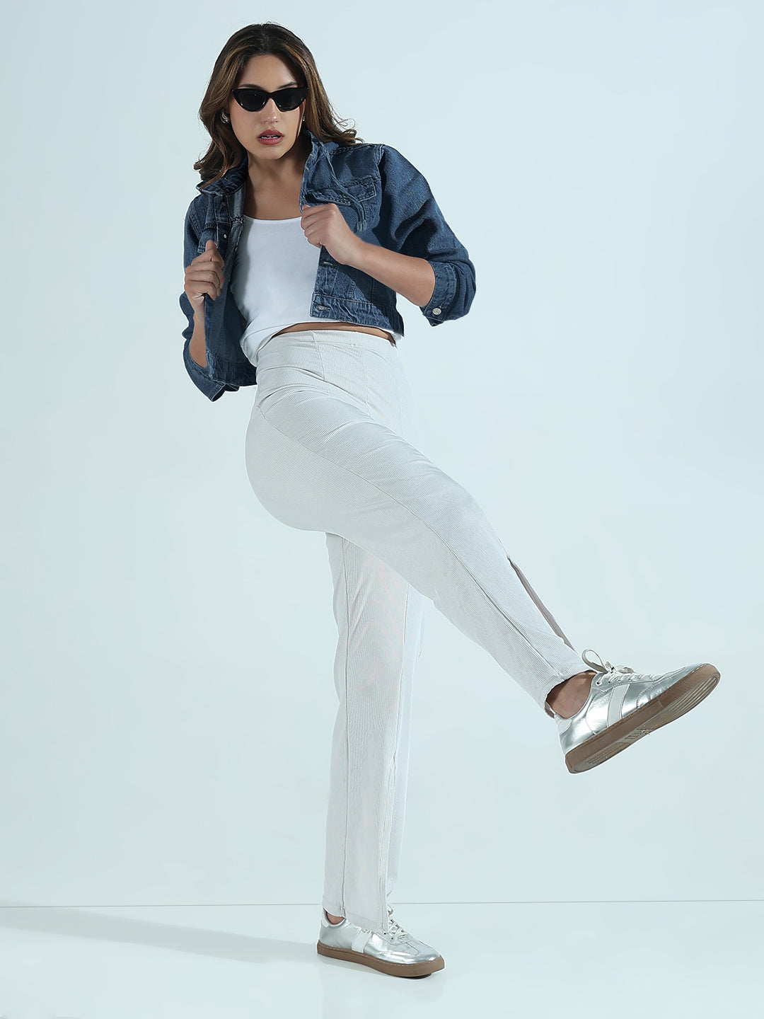 Women's Blue Hooded Relaxed Fit Denim Cropped Jacket