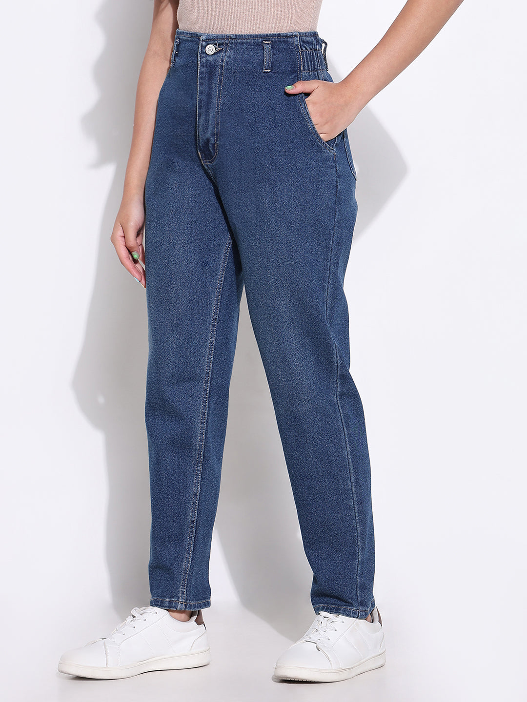 Women Solid Blue Mom Fit Jeans