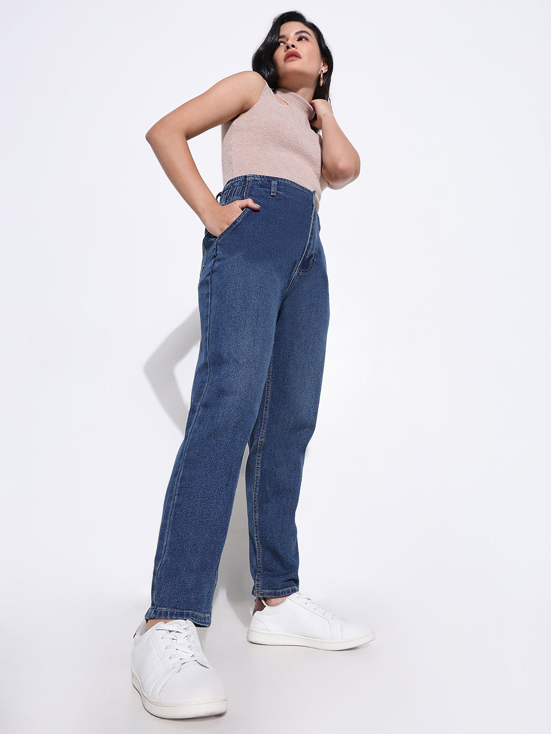 Women Solid Blue Mom Fit Jeans