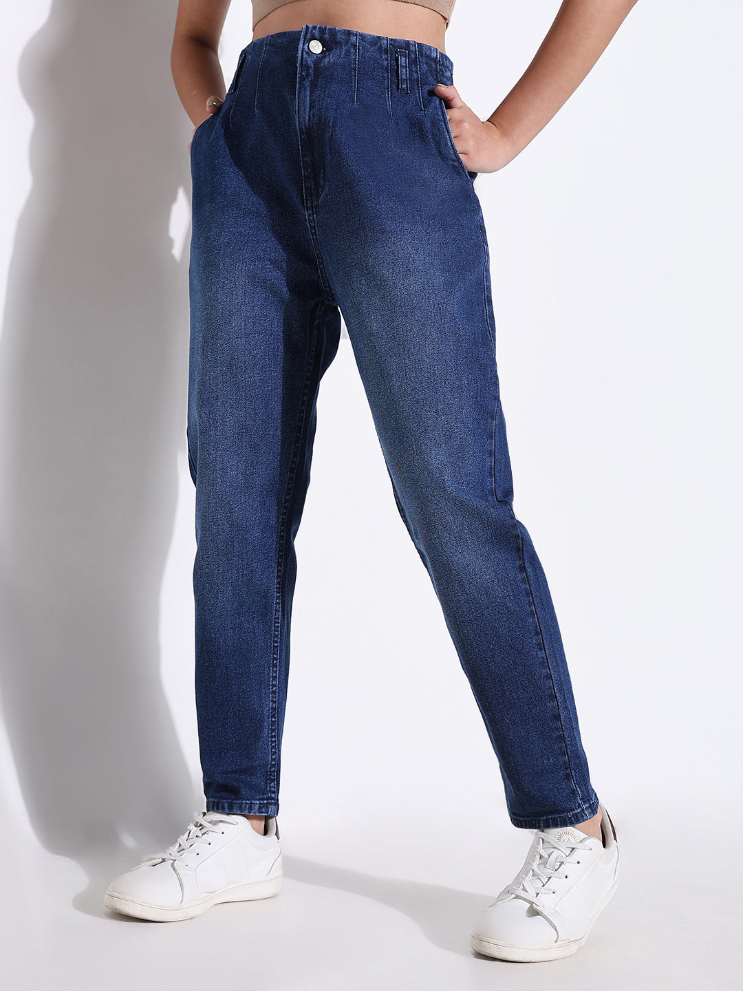 Women Solid Blue Mom Fit Jeans