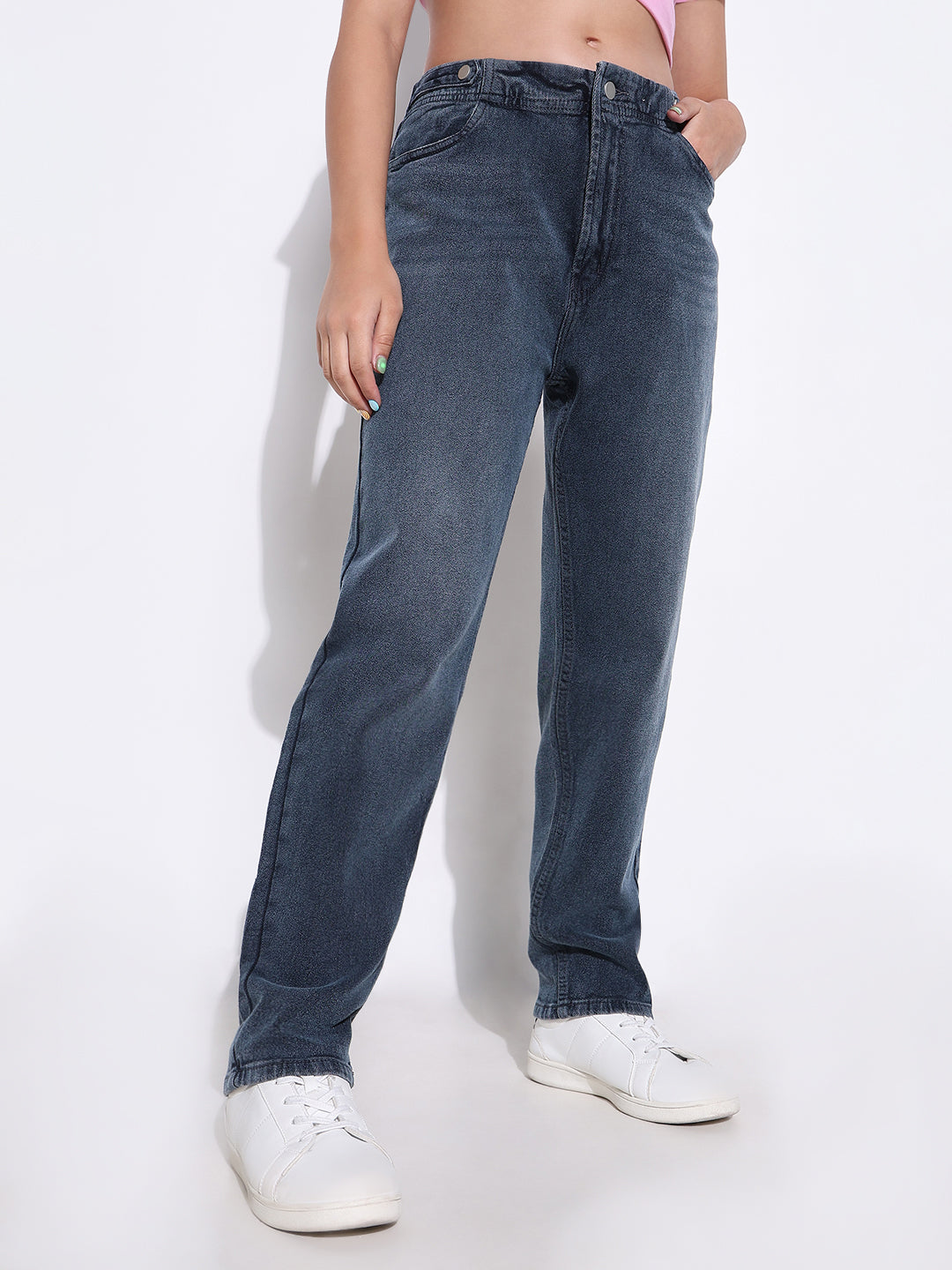 Women Solid Blue Straight Fit Jeans