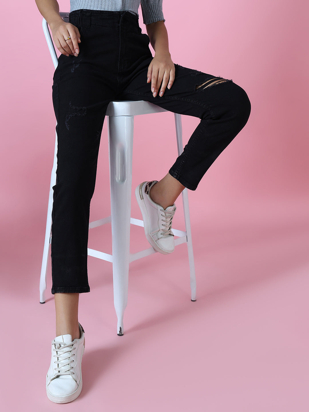 Women Black Solid Mom Fit Denim Jeans