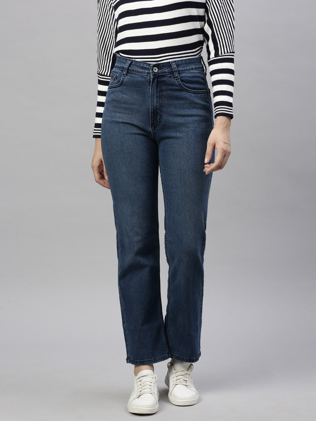 Women's Blue Straight Fit Jeans