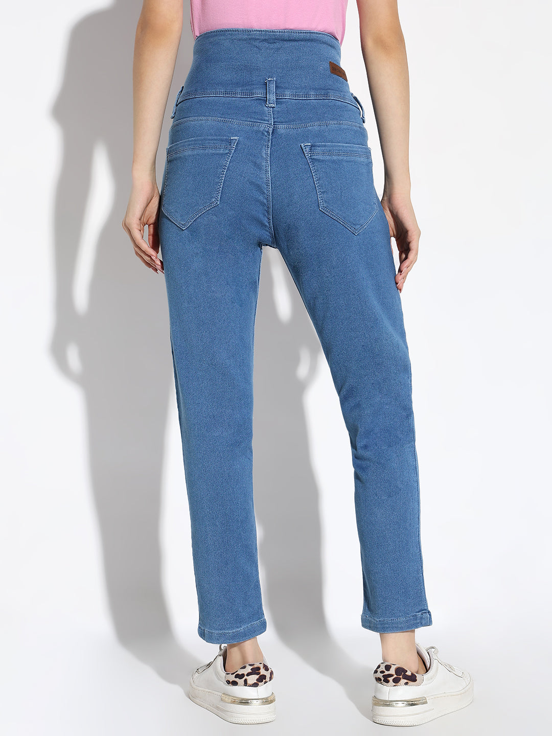 Women Blue Straight Fit Jeans