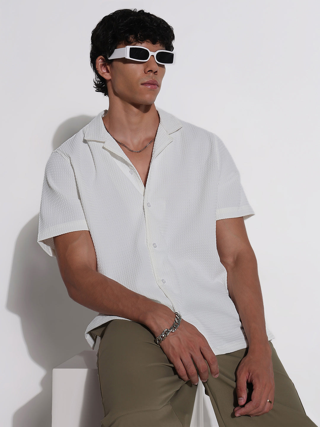 Men's White Textured Cuban Collar Relaxed Fit Shirt