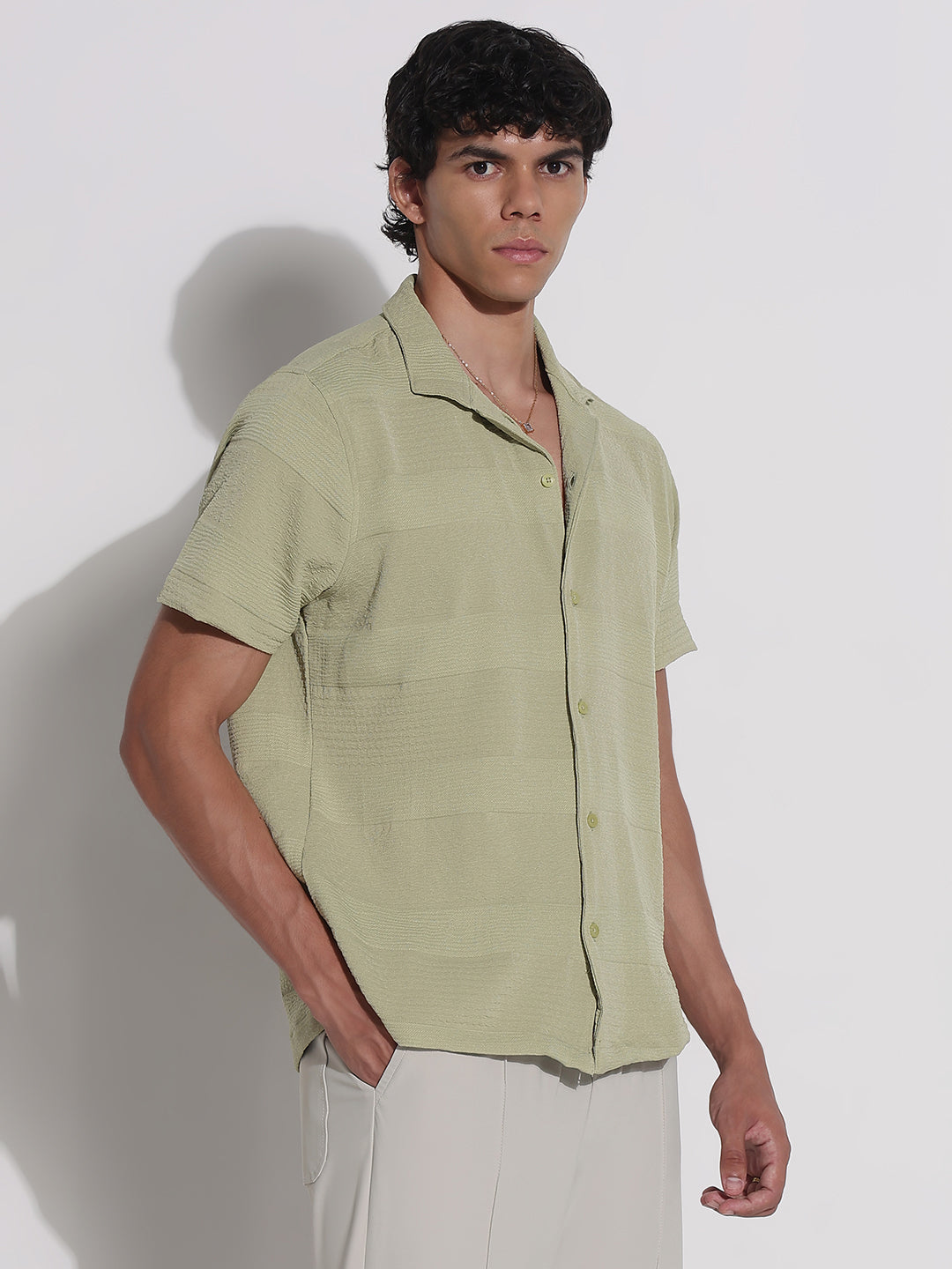 Men's Green Textured Cuban Collar Relaxed Fit Shirt