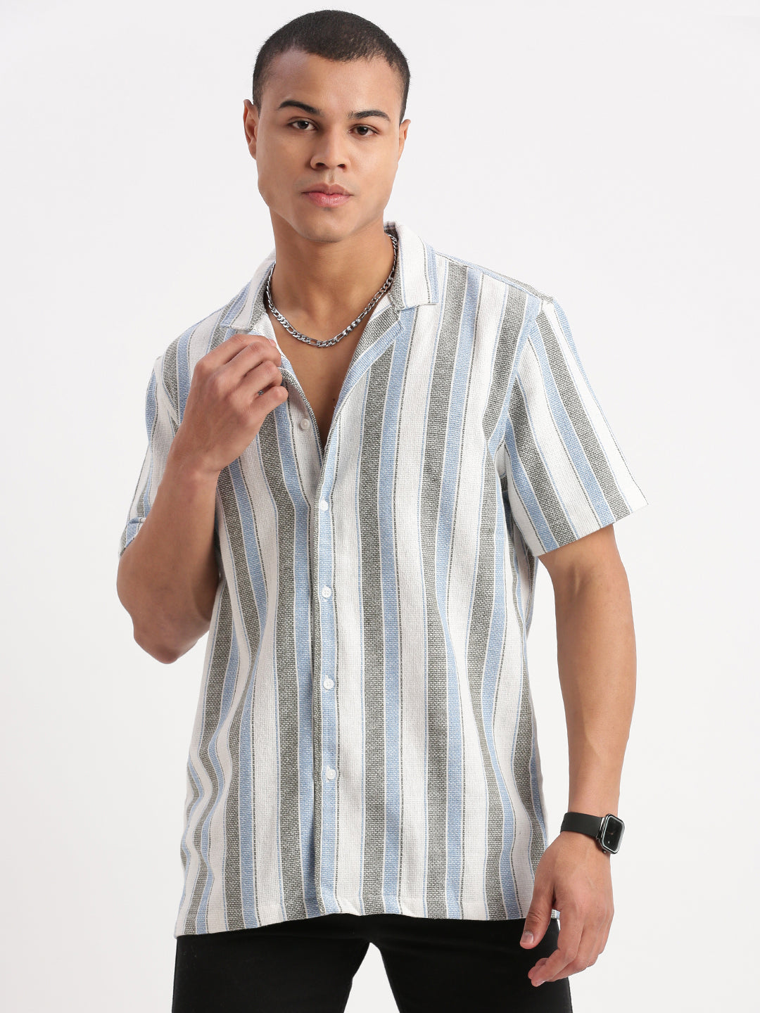 Men Cuban Collar Vertical Stripes White Shirt