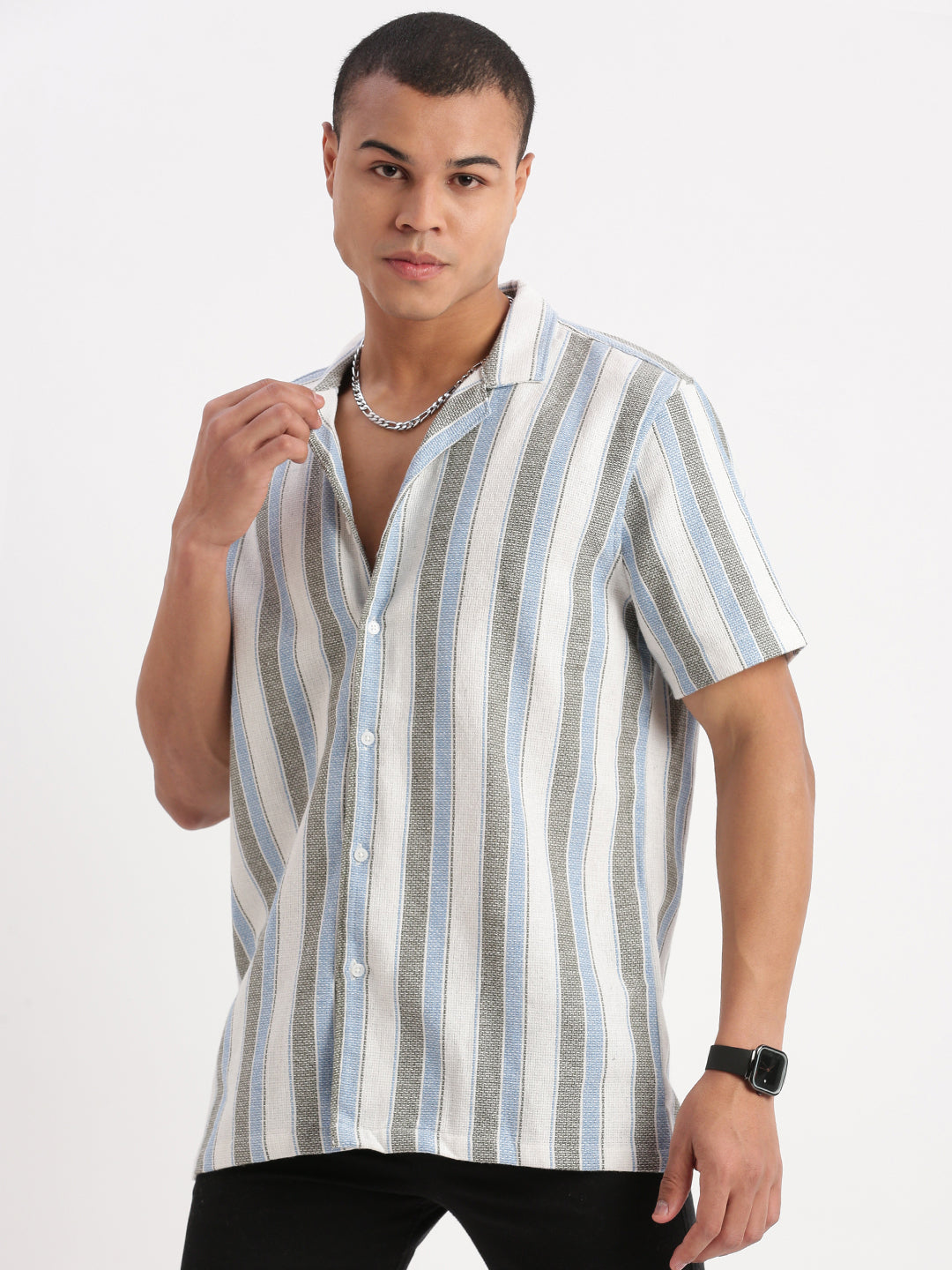 Men Cuban Collar Vertical Stripes White Shirt