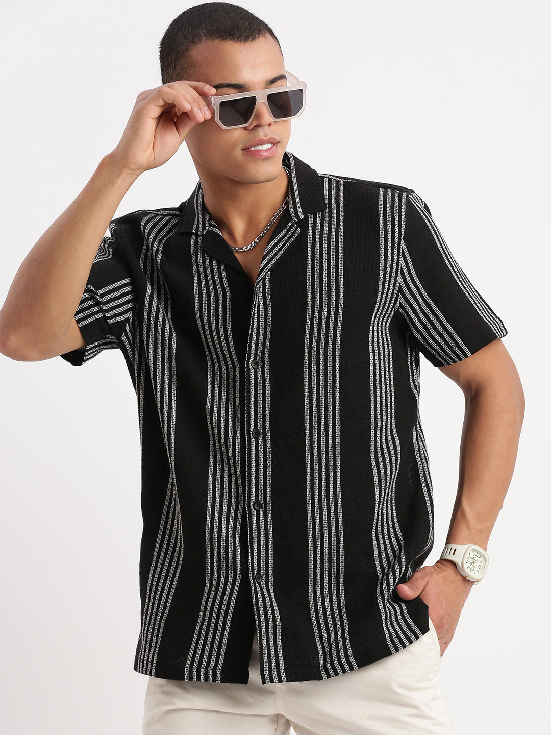 Men Cuban Collar Vertical Stripes Black Shirt