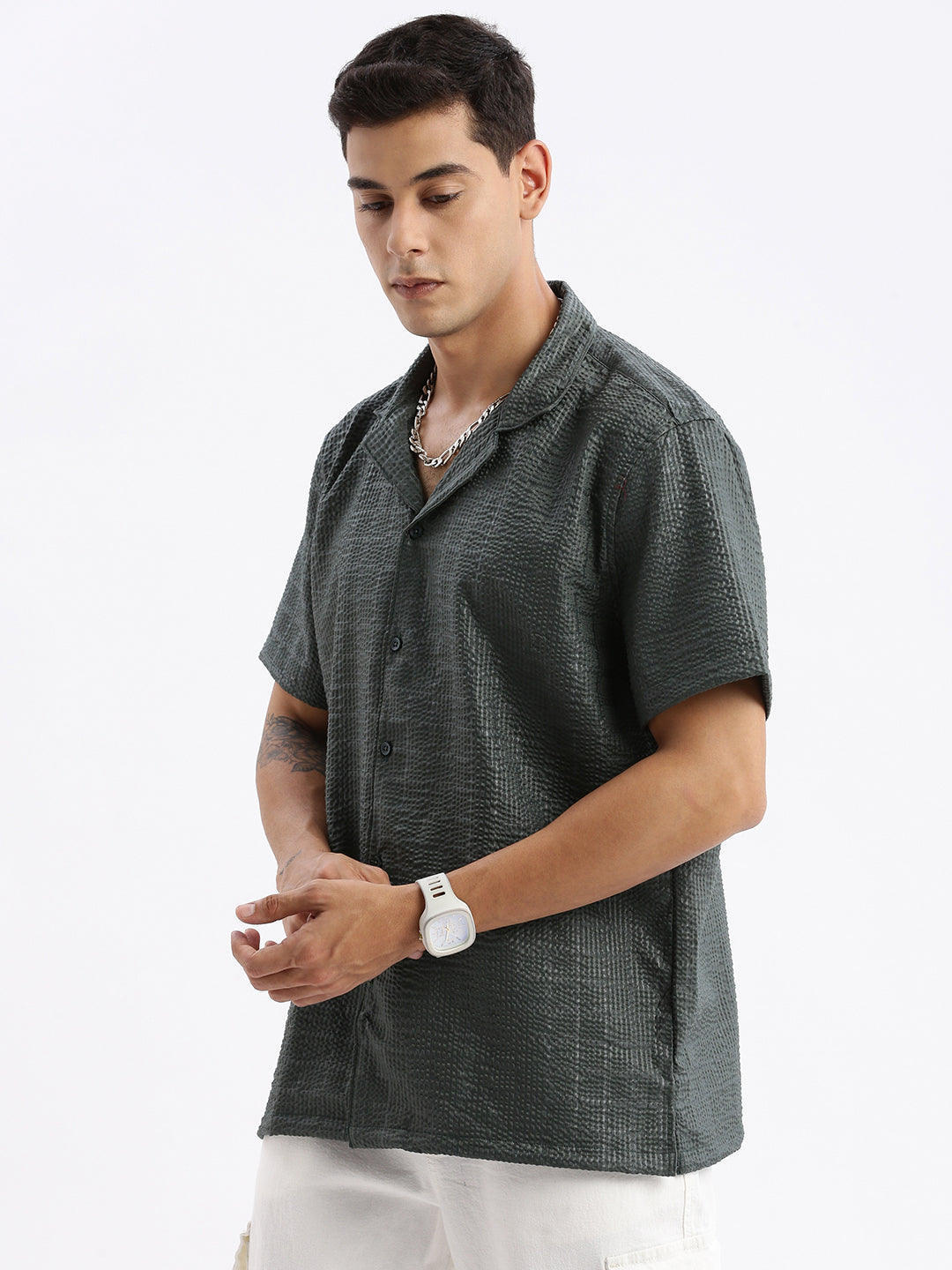 Men Cuban Collar Solid Relaxed Fit Green Shirt