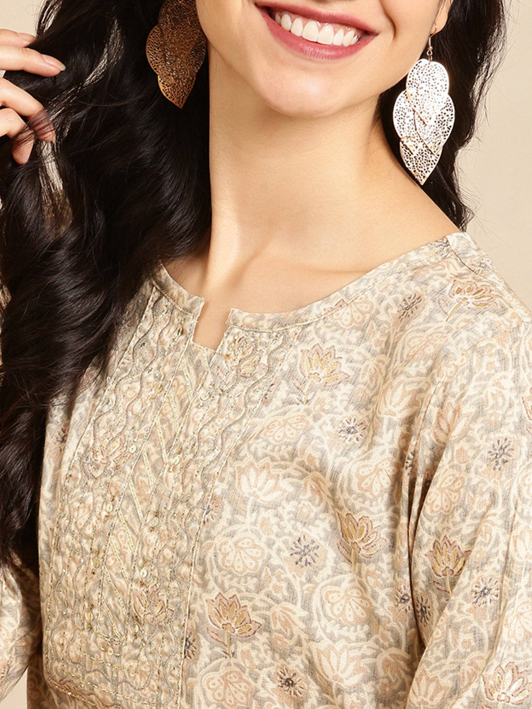 Women's Printed Beige Straight Kurta