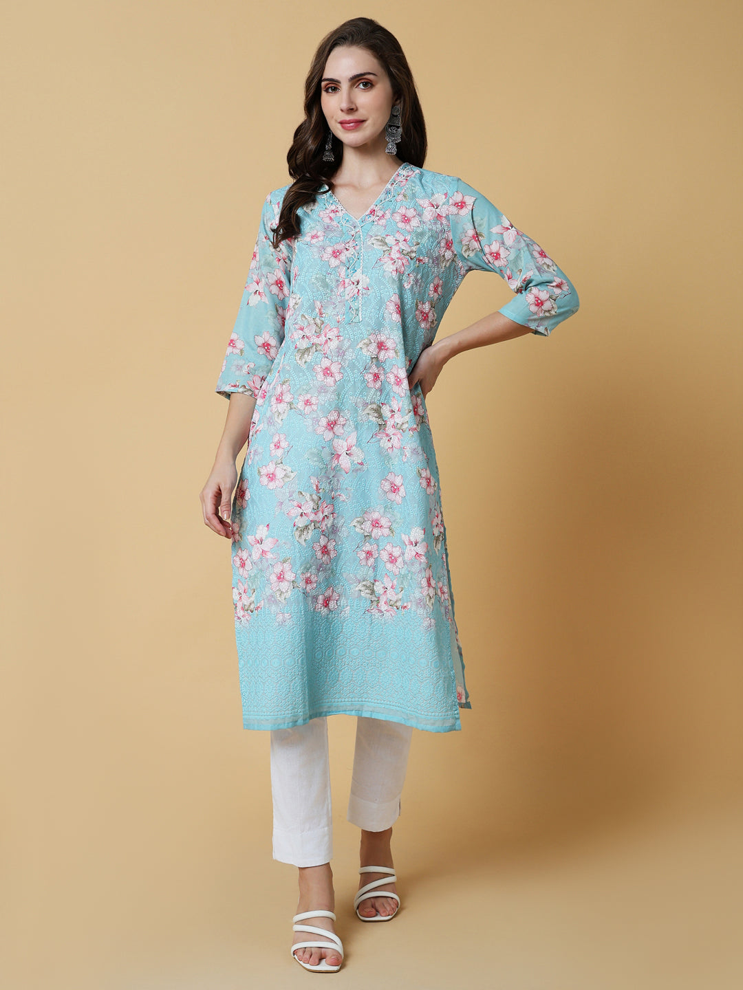 Women Blue Floral Straight Kurta