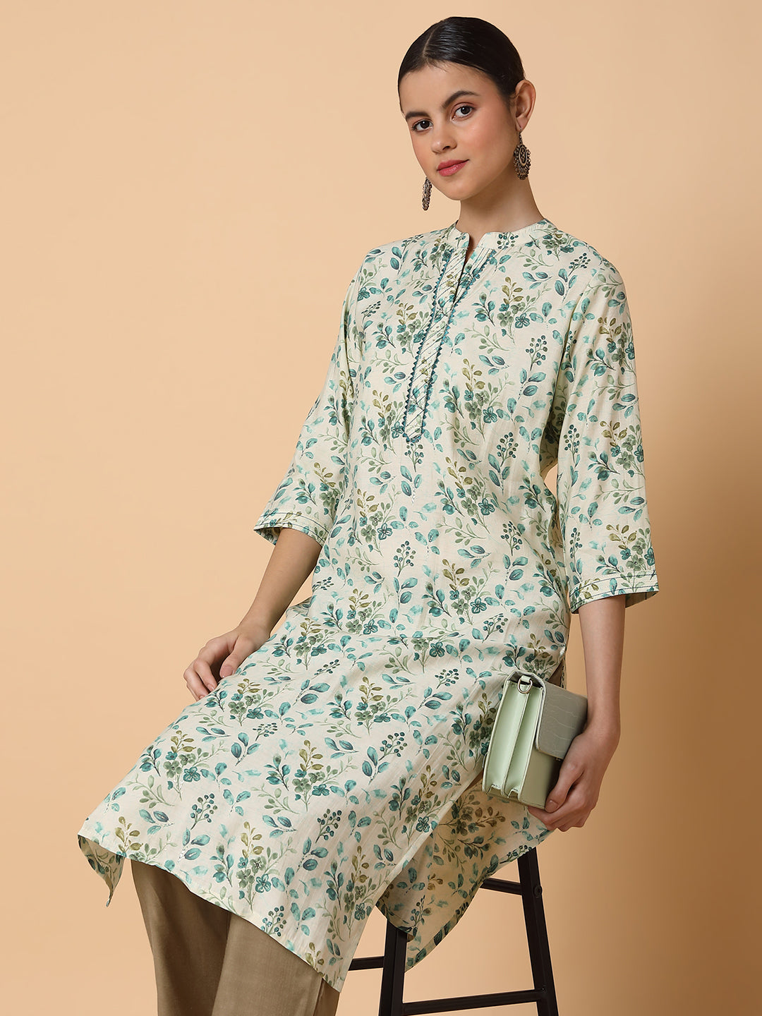 Women Straight Sequins Cream Floral Kurta