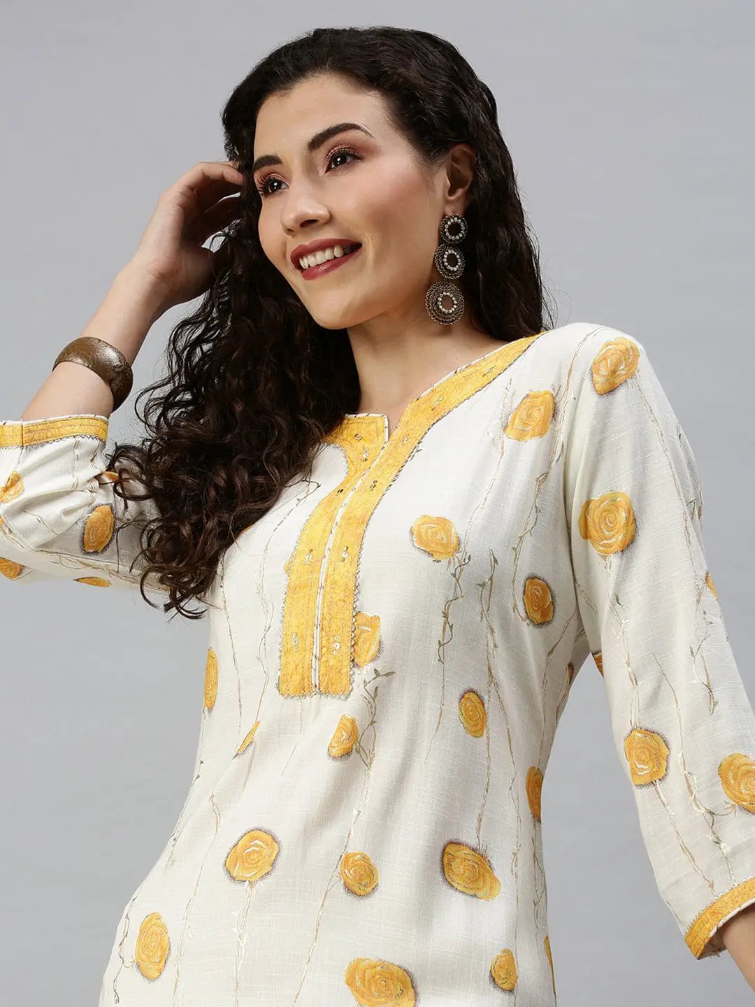 Women's V-Neck Printed Yellow Straight Kurta