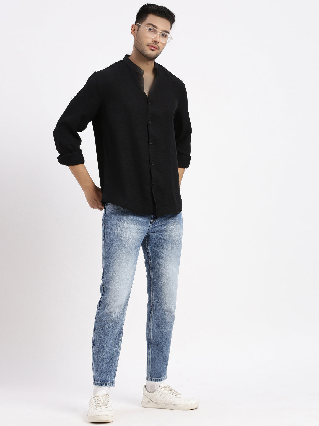 Men Black Solid Slim Fit Shirt