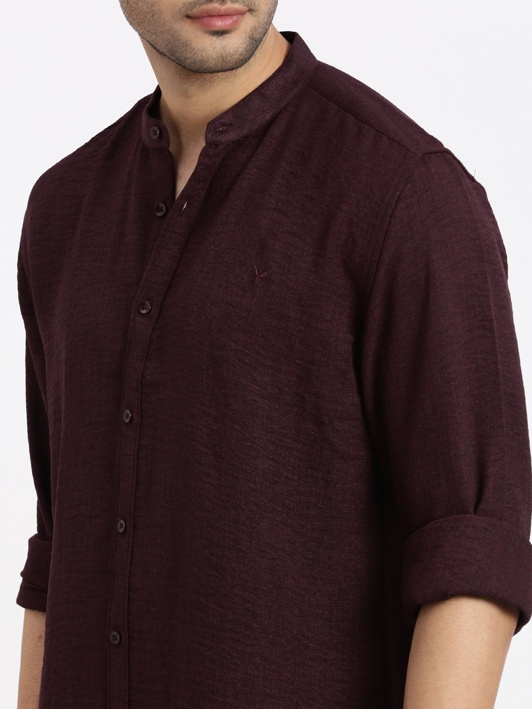 Men Burgundy Solid Slim Fit Shirt