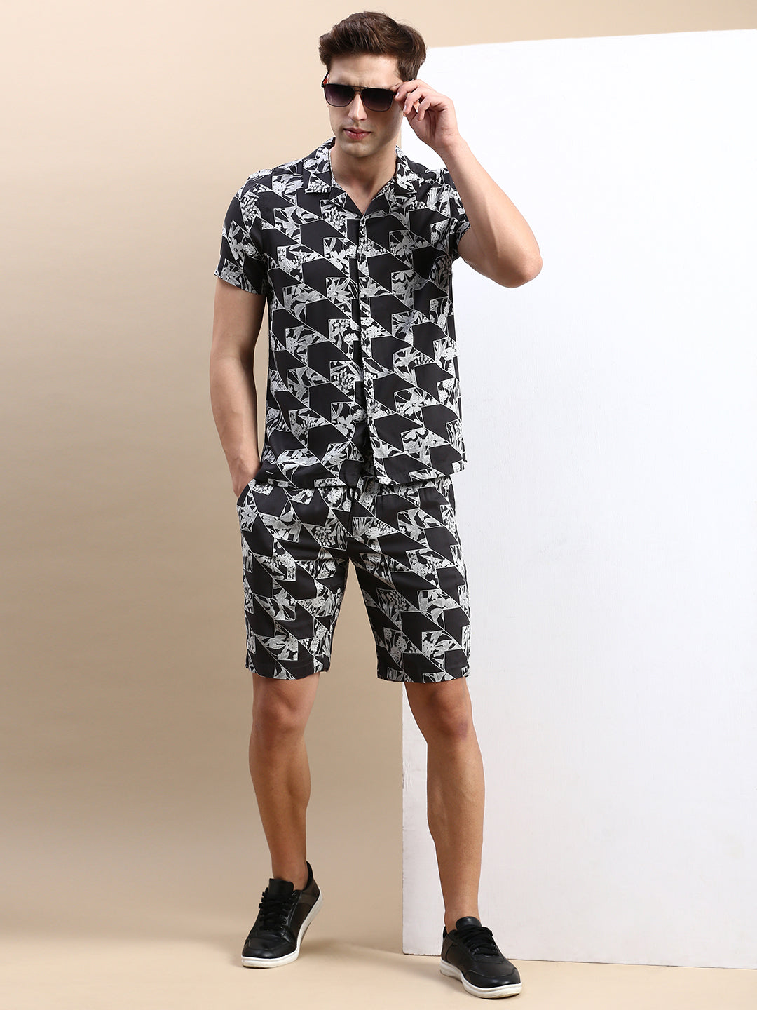 Men Cuban Collar Printed Grey Co-Ords Set