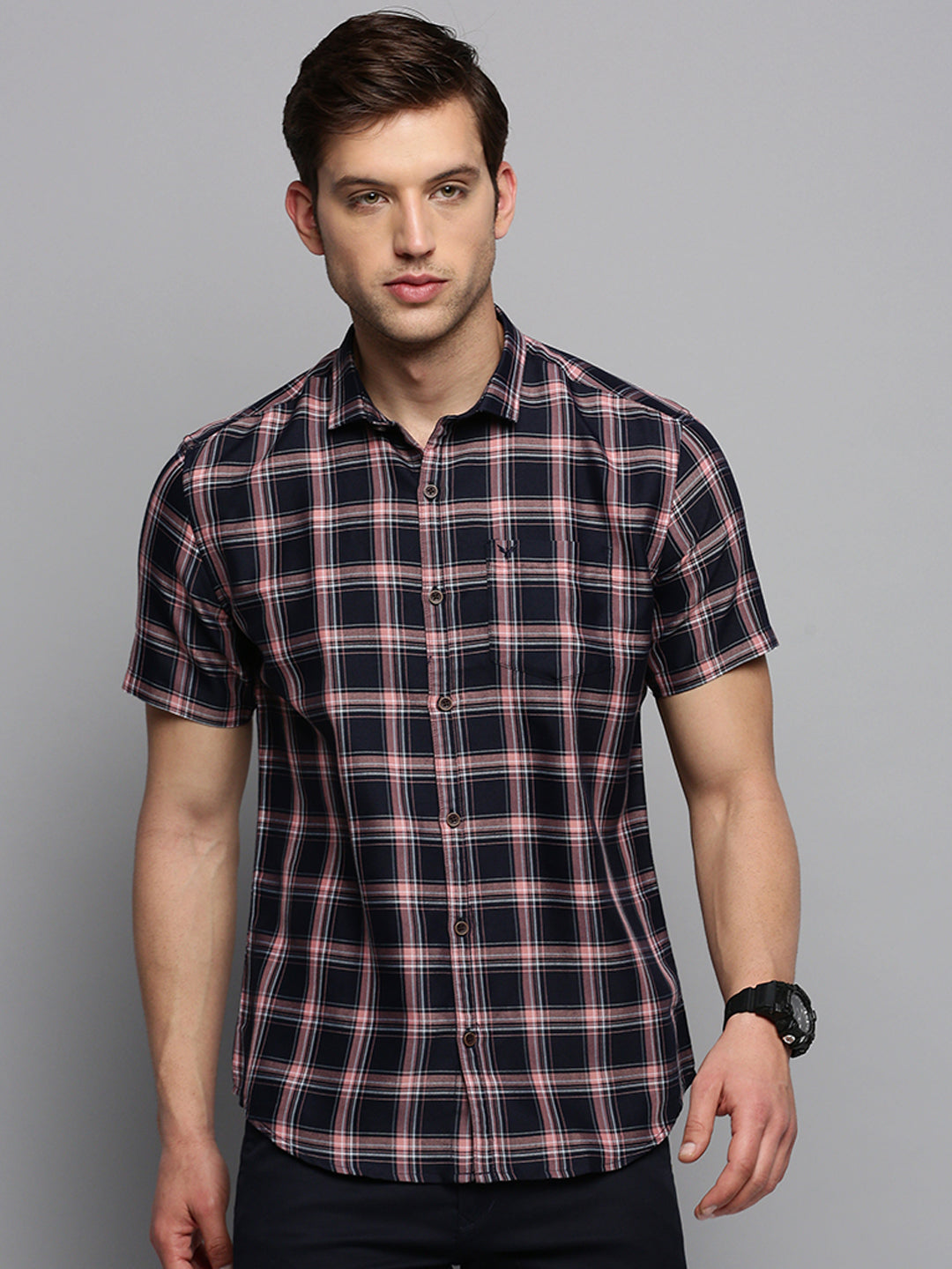 Men Spread Collar Checked Navy Blue Shirt