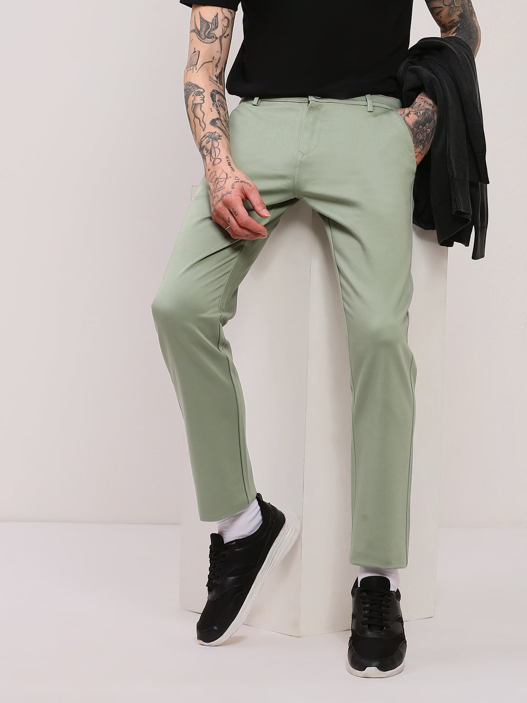 Men Green Solid Trousers