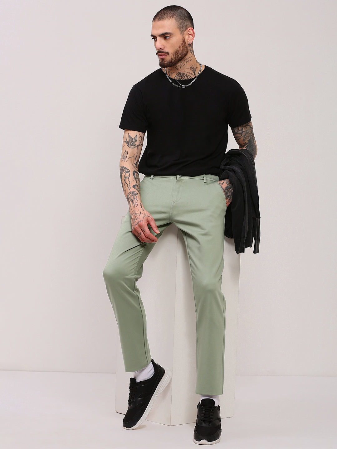 Men Green Solid Trousers