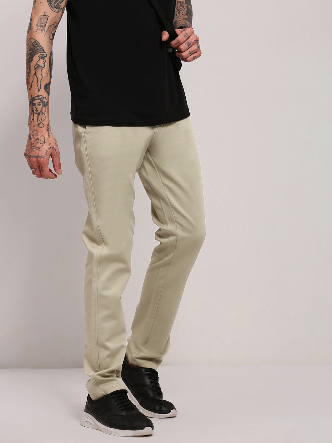 Men Green Solid Trousers