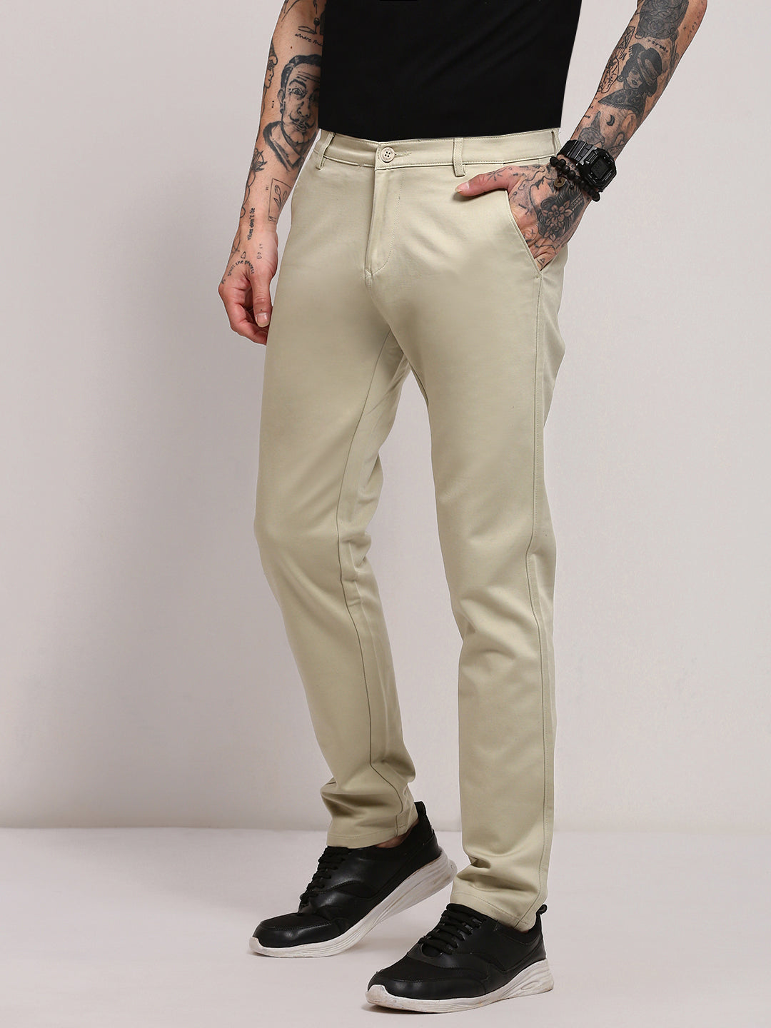 Men Green Solid Trousers