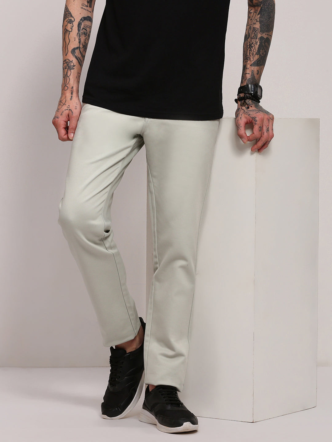 Men Grey Solid Trousers